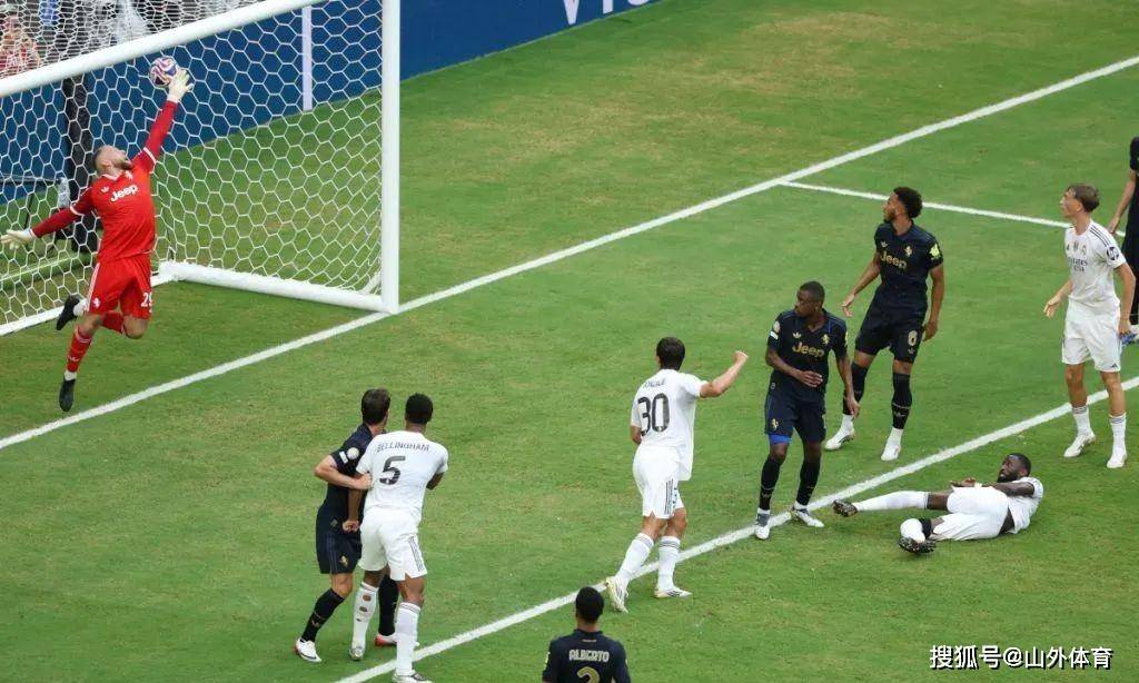 关于意甲关键战再迎强敌;意大利国家队刷新队史纪录;主帅态度——底气十足;控场能力成焦点的信息 关于意甲关键战再迎强敌;意大利国家队刷新队史纪录;主帅态度——底气十足;控场能力成焦点的信息