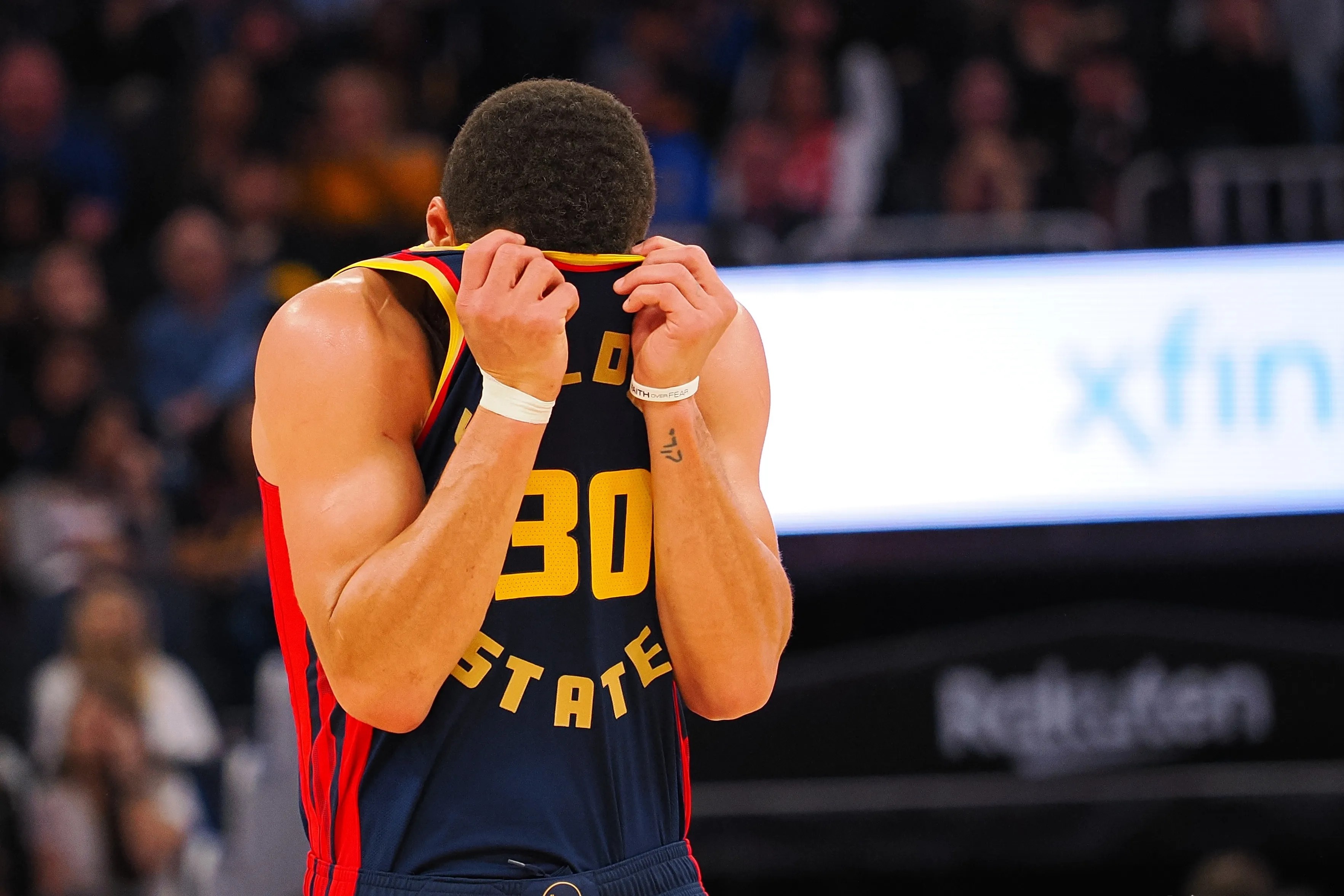 库里连续十二场比赛得分超过绝杀,C9挑战极限!的简单介绍 库里连续十二场比赛得分超过绝杀,C9挑战极限!的简单介绍