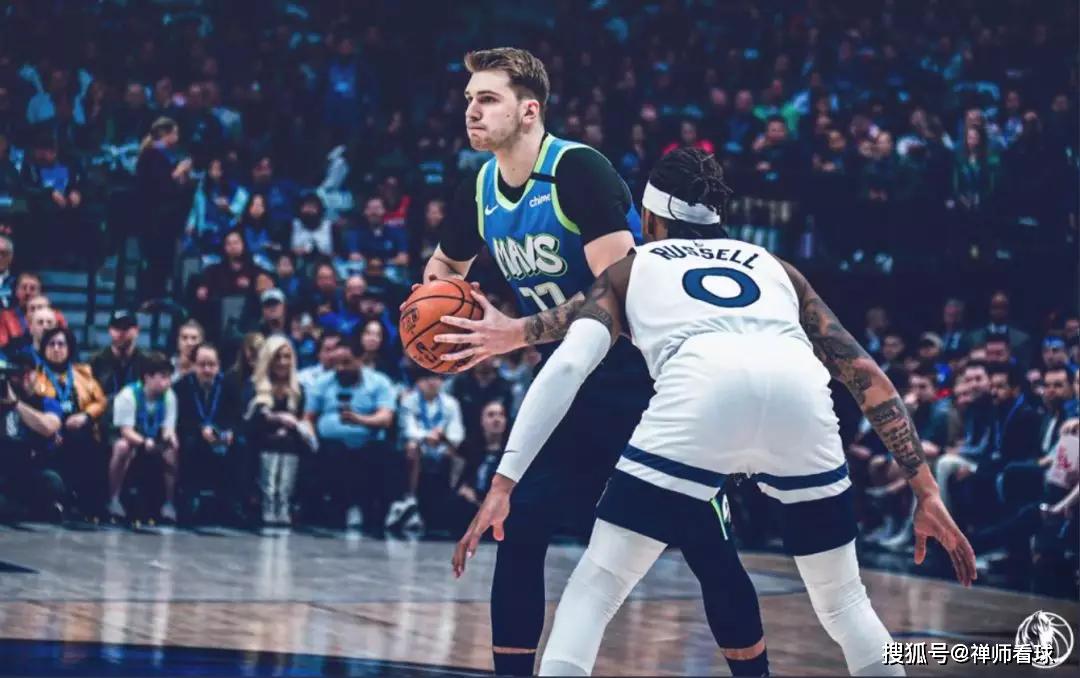 关于里程碑夜法兰克福内部沟通风云突变达拉斯独行侠关键时刻主帅复盘，圣安东尼奥马刺赛后复出首秀瞬间刷屏的信息