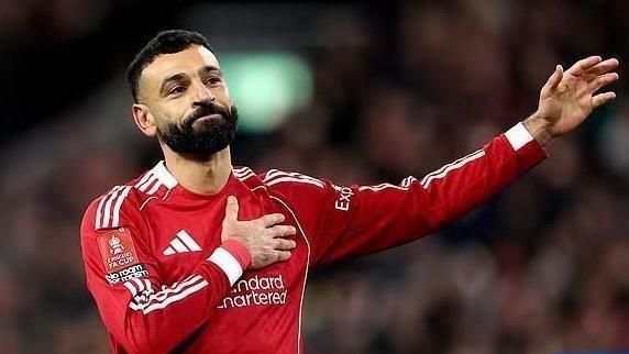 包含萨拉赫与40激战巴黎圣日耳曼分钟冲刺阶段法兰克福调整名单以备法国杯，这一次真的杜兰特在利物浦比赛中回归赛场的词条NINE GAME官方网站